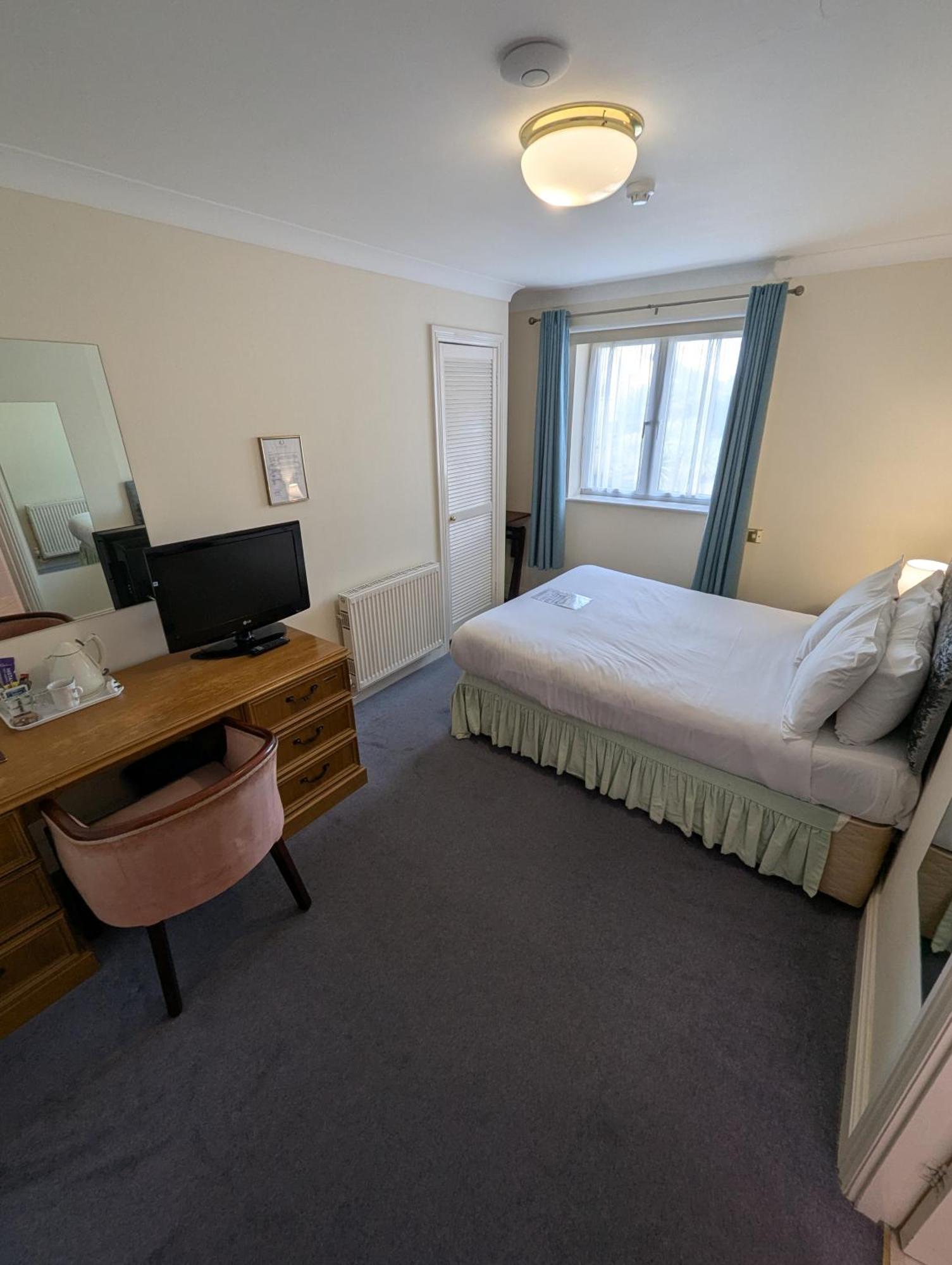 The Walnut Tree Hotel Bridgwater Exteriör bild