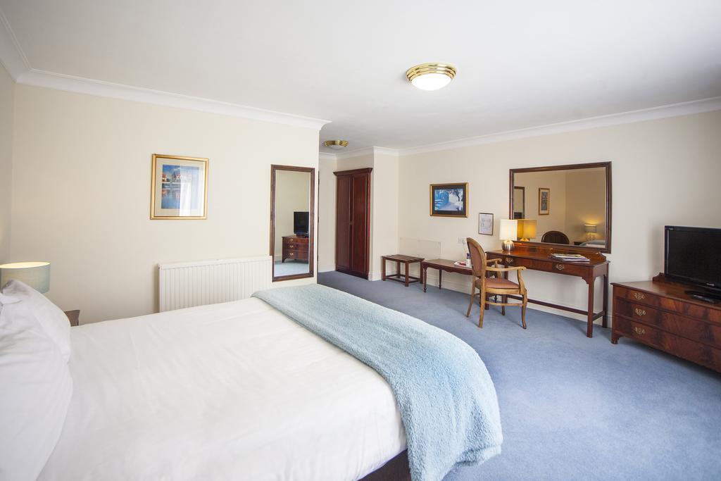 The Walnut Tree Hotel Bridgwater Exteriör bild