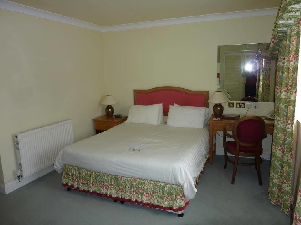 The Walnut Tree Hotel Bridgwater Exteriör bild