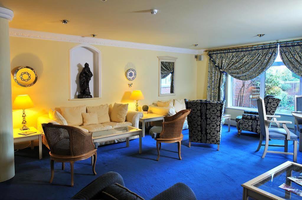 The Walnut Tree Hotel Bridgwater Exteriör bild